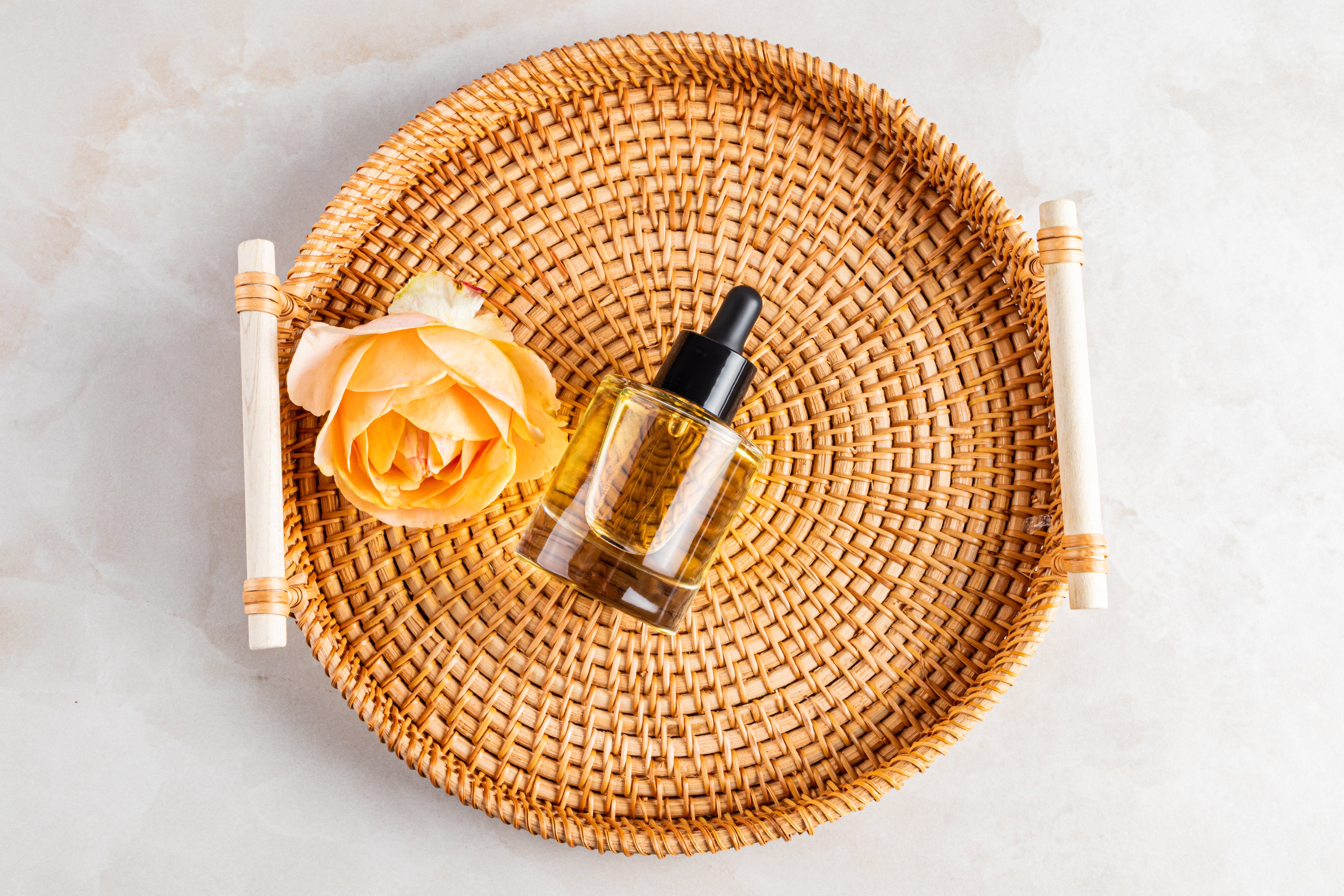 Natuurlijk Bruin: De Kracht van Botanische Tanning Oils